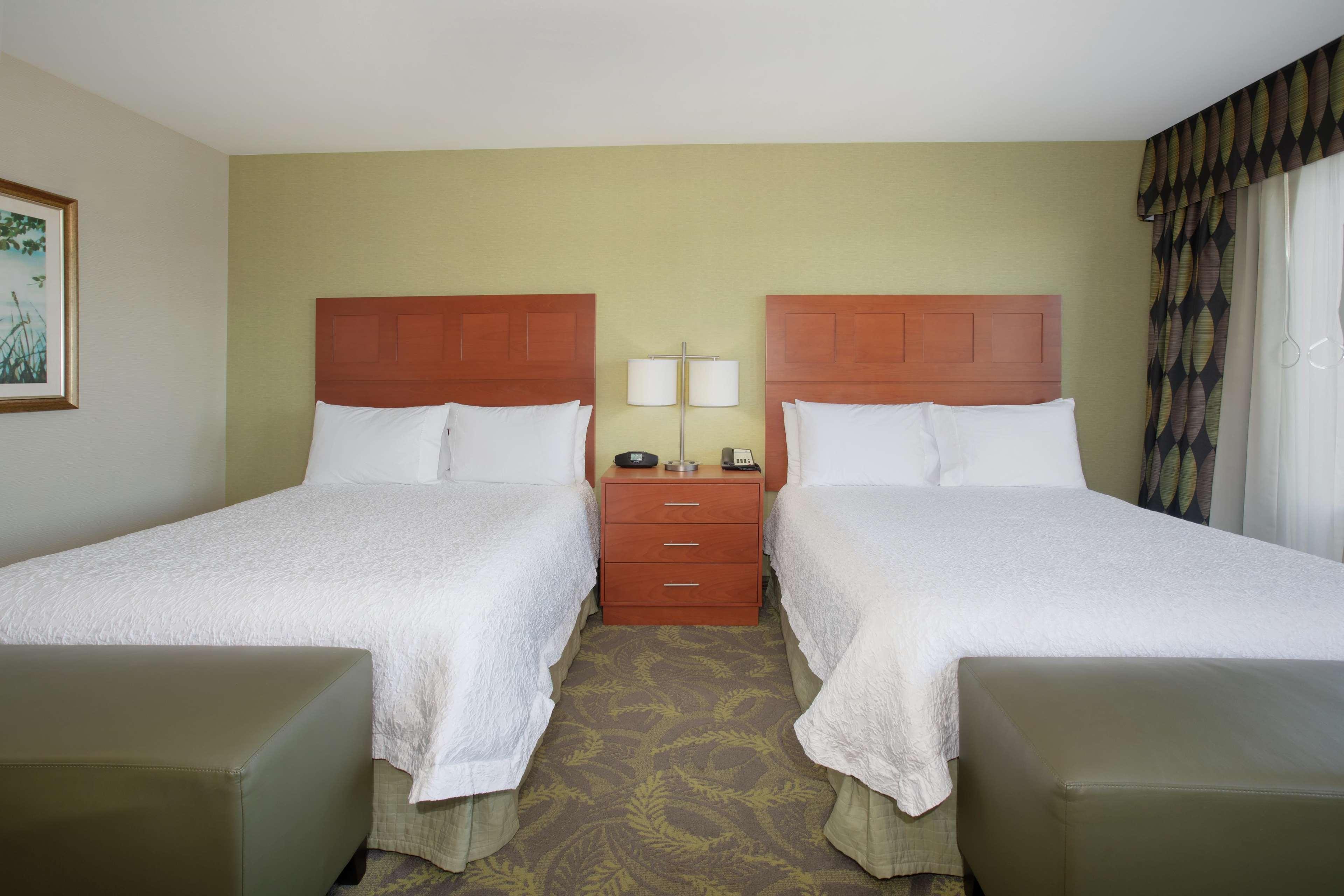 Hampton Inn & Suites Astoria Buitenkant foto