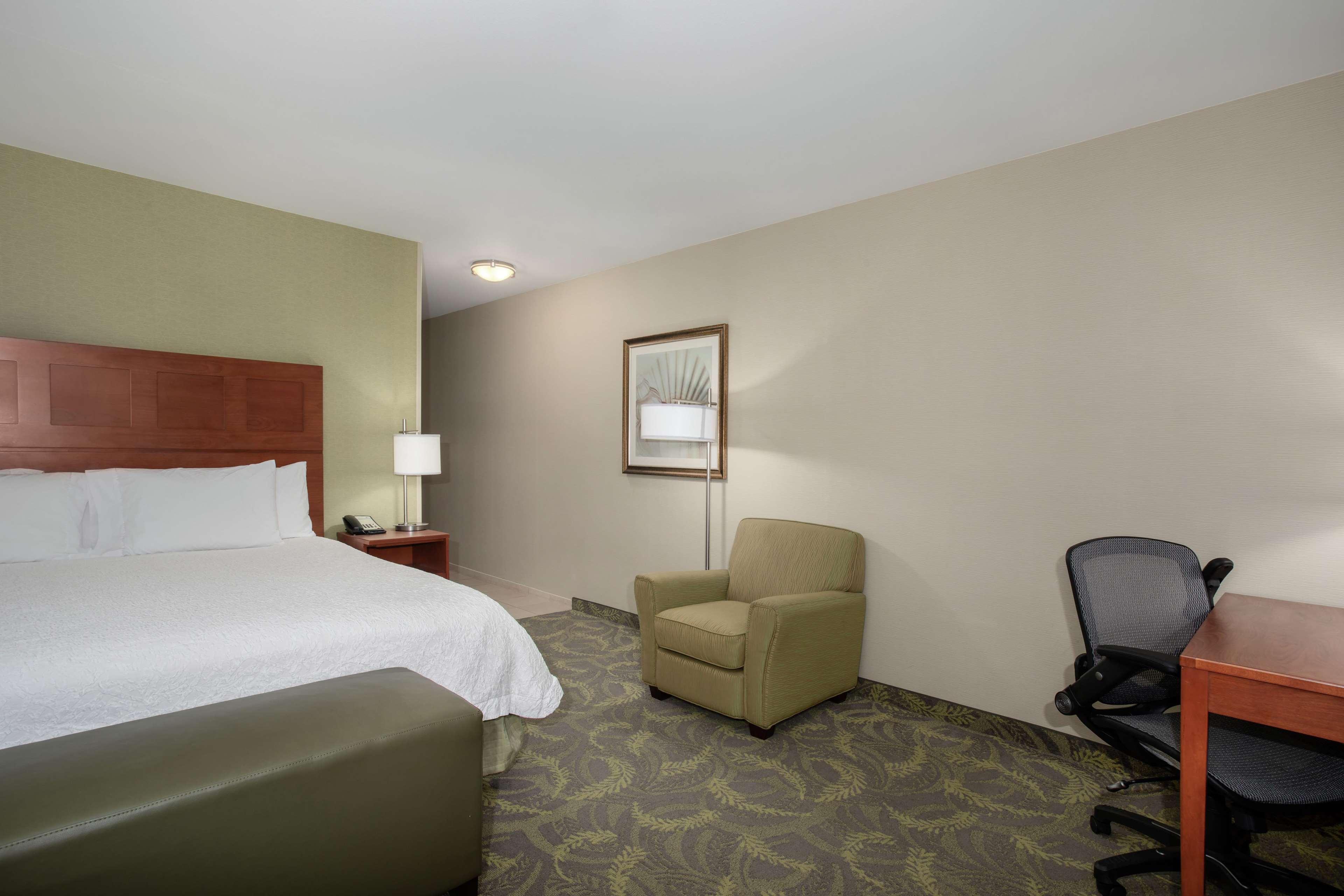 Hampton Inn & Suites Astoria Buitenkant foto
