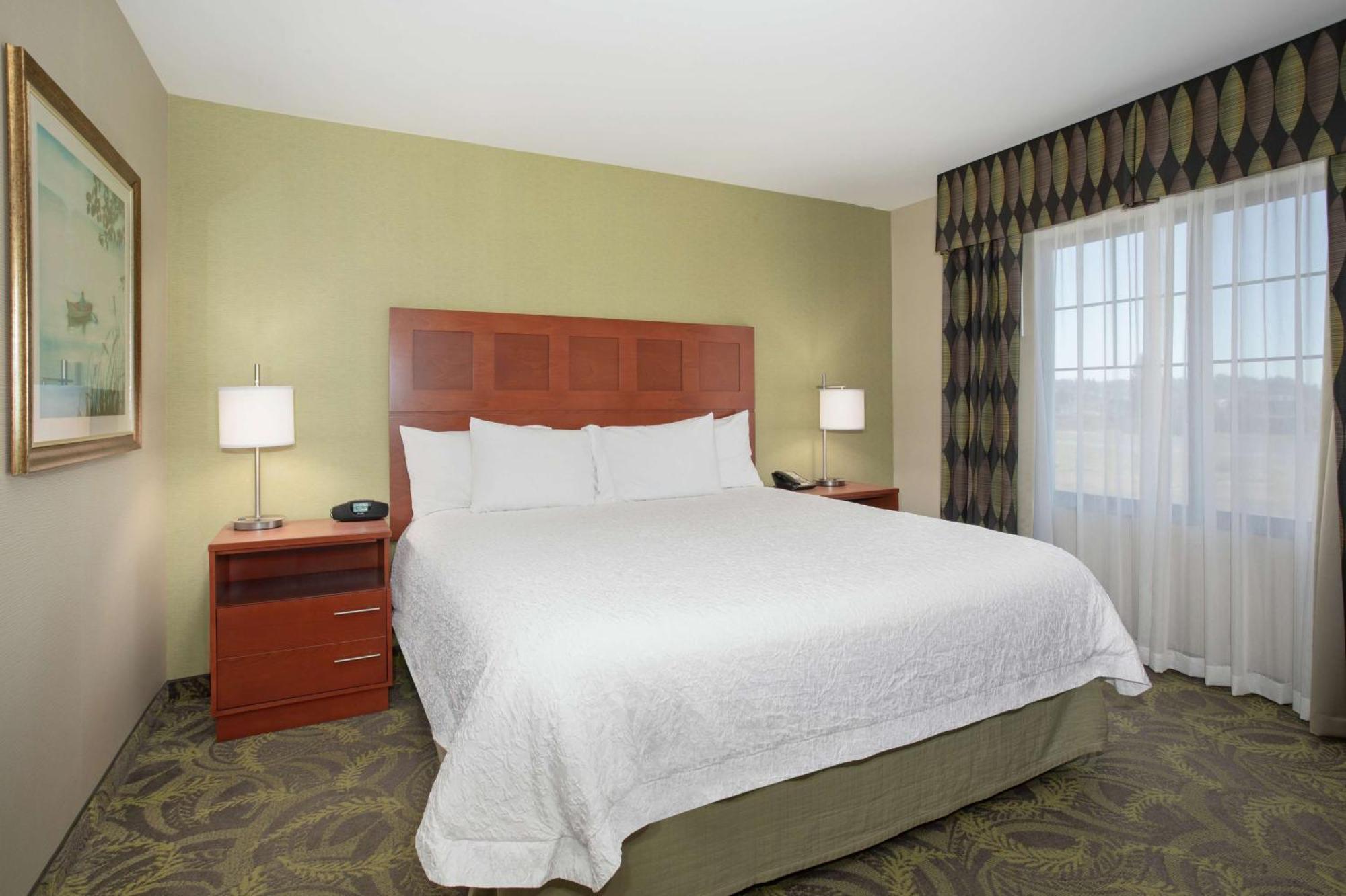 Hampton Inn & Suites Astoria Buitenkant foto